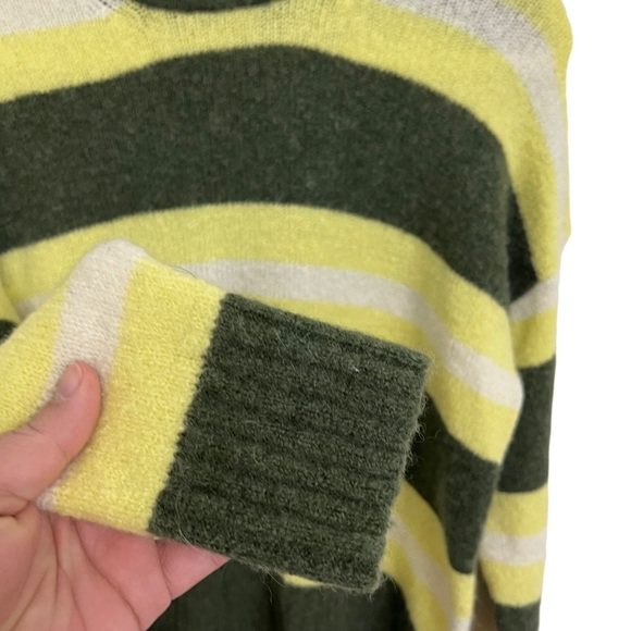 MADEWELL Striped Fulton Pullover Sweater WOOL BLEND. Color: Heather Gras… - Picture 8 of 11